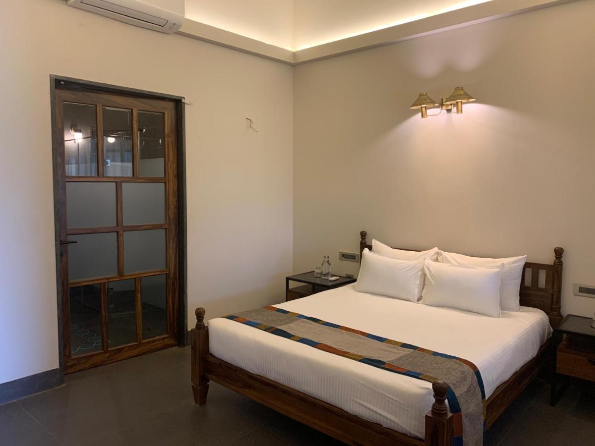 Viveda Wellness Resort Nashik Dış mekan fotoğraf
